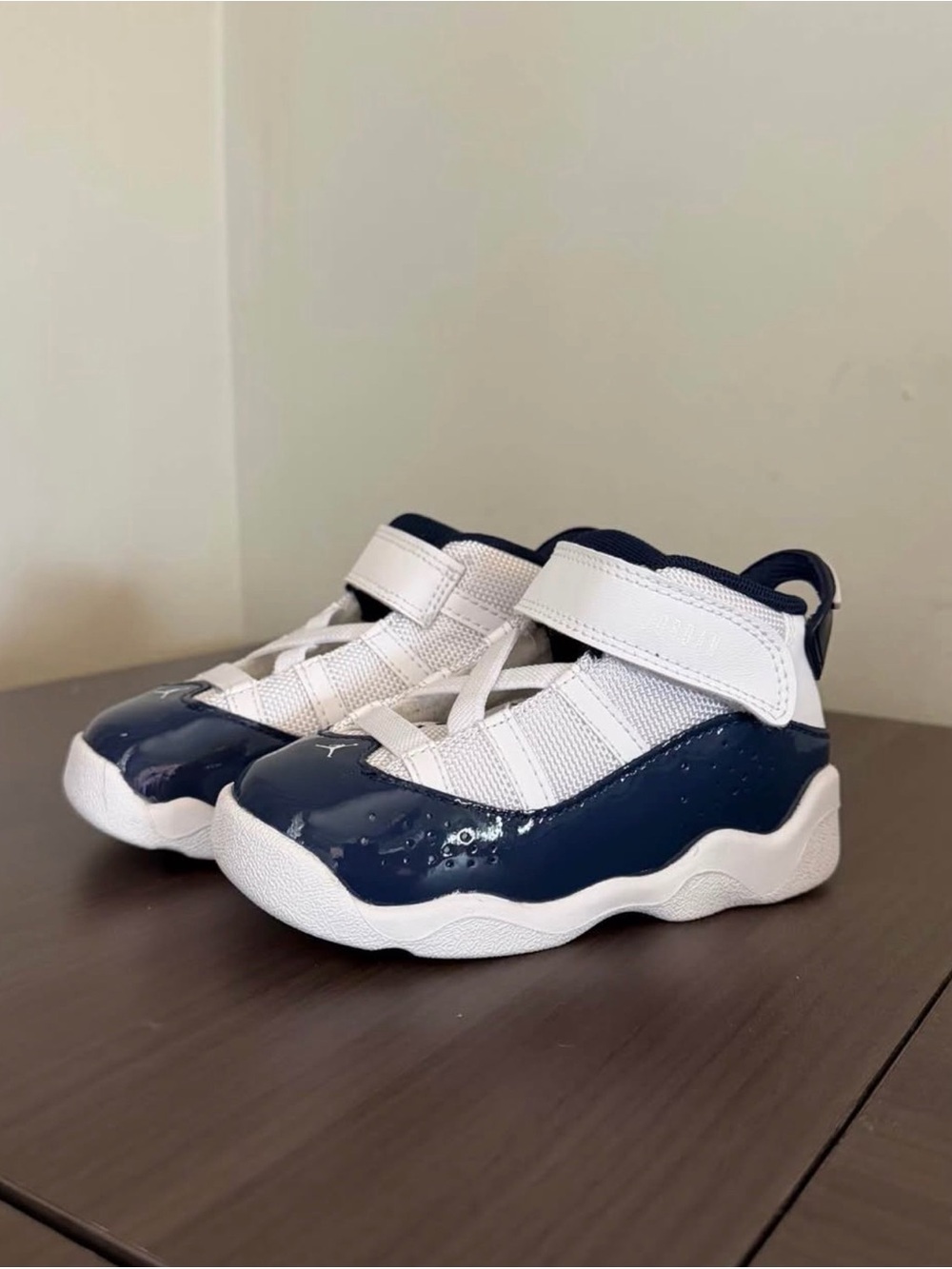 Jordan 6 Rings 7C Kids Navy and White Basketball Sneakers